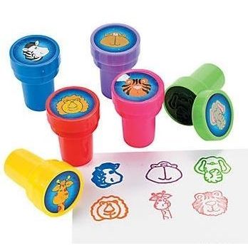 Plastic Zoo Animal Stampers 12/pk