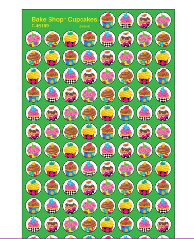 Cupcakes Stickers 7/16" 800/pk