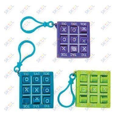 Plastic Tic-Tac-Toe Games with Clip 12/pk.