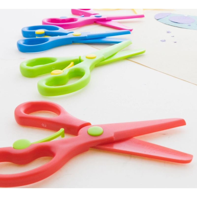 Kids Plastic Safety Scissors 5"