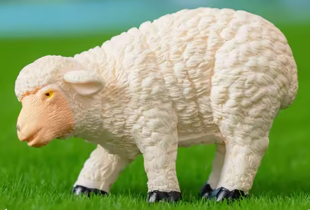 Small Sheeps 1 3/4" 12/pk
