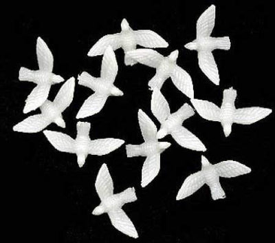 Mini Plastic Dove White 3/4" 144/pk