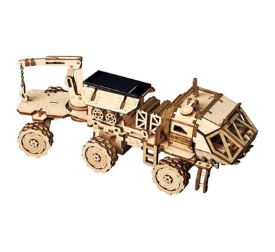 DIY Solar Powered Navitas Rover